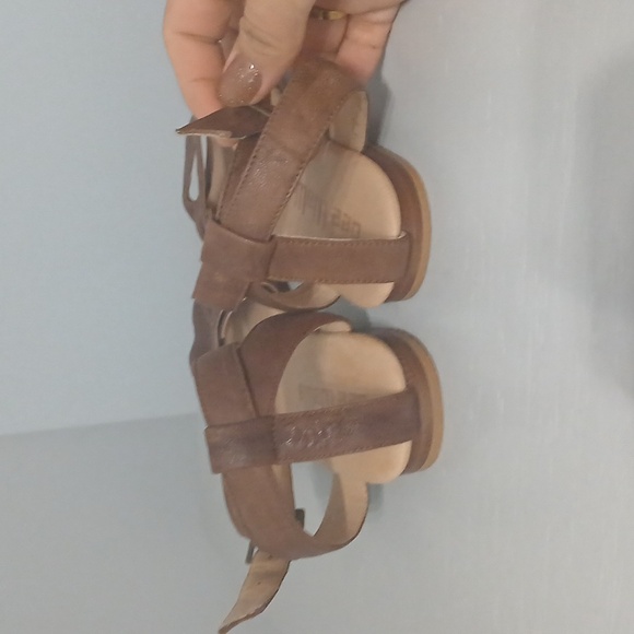 NWOT GEE' WAWA Brown Leather Women's Sandals, SZ 9, NEW 100% LEATHER No Box - Picture 4 of 8